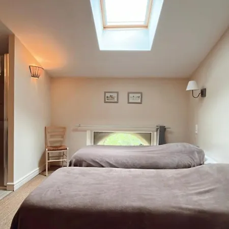 Chateau Lavalade 게스트하우스 *