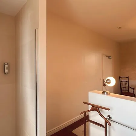 Chateau Lavalade 게스트하우스 *