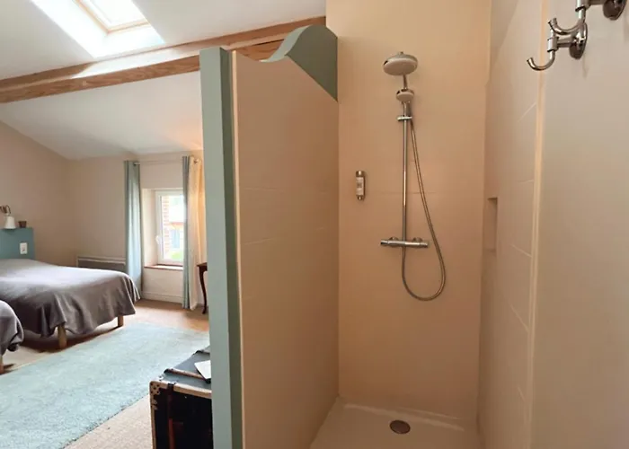 בית הארחה Chateau Lavalade