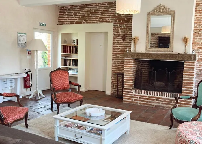 בית הארחה Chateau Lavalade