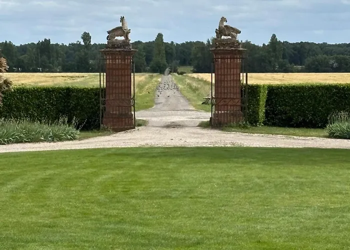 Chateau Lavalade * קסטלסרסין